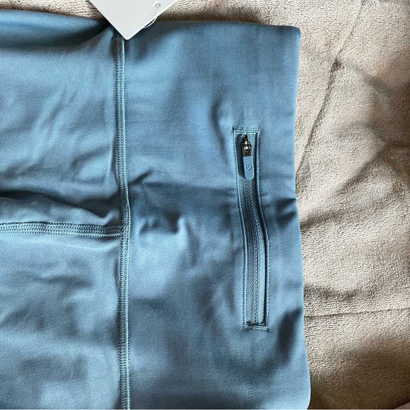 Zoned in tight - Picture 4 of 7